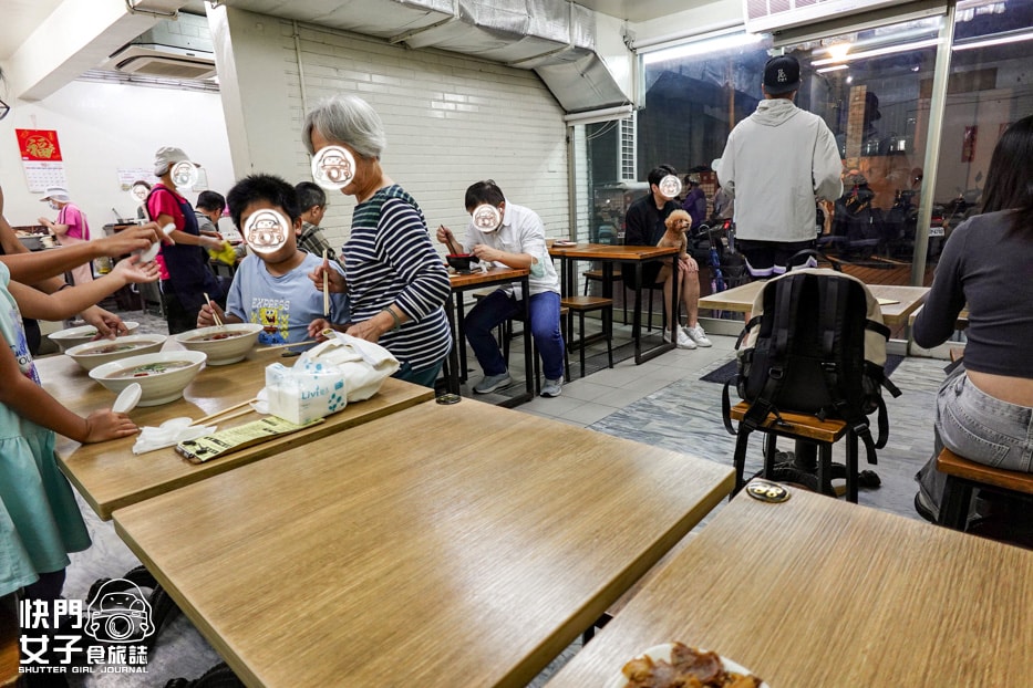 【台北 內湖區】王家水餃館 x 東湖人氣水餃老店 x 韭菜豬肉水餃 x 蕃茄牛肉湯