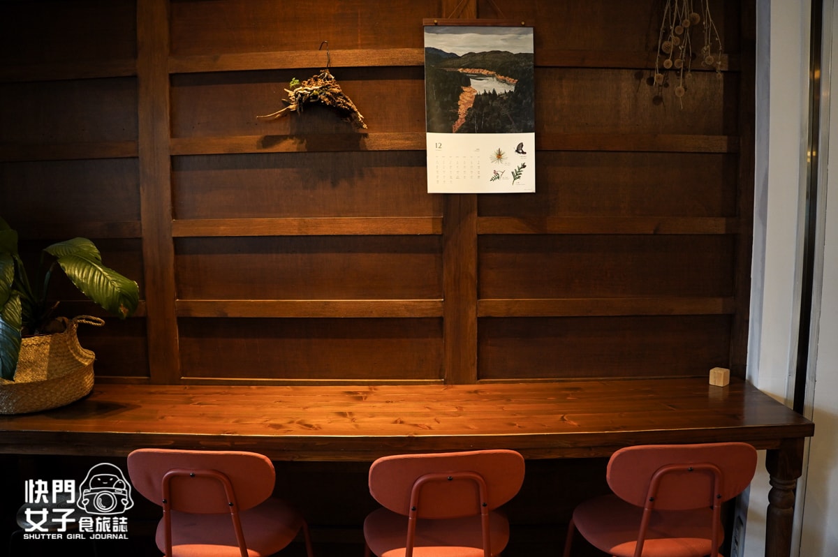 【南投 埔里鎮】不靠海 x 文青人氣咖哩店 x 香酥美味炸豬排 - 第9張圖 【南投 埔里鎮】不靠海 x 文青人氣咖哩店 x 香酥美味炸豬排