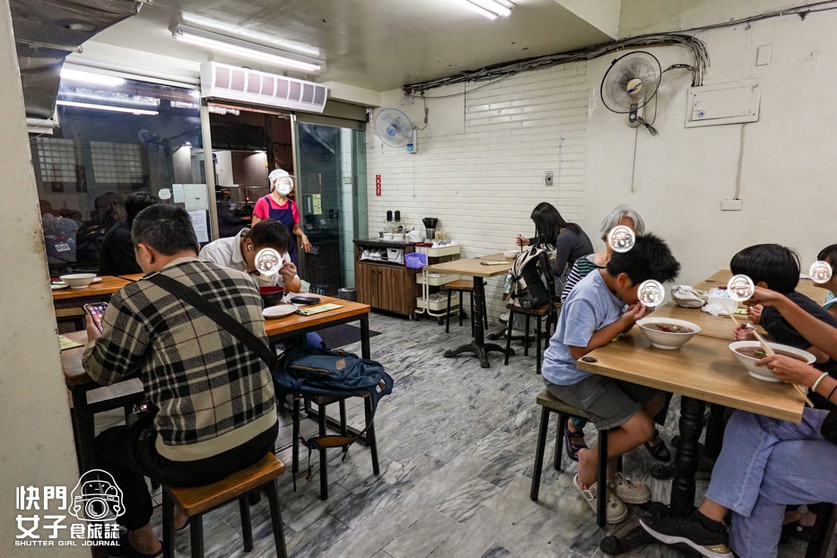 【台北 內湖區】王家水餃館 x 東湖人氣水餃老店 x 韭菜豬肉水餃 x 蕃茄牛肉湯