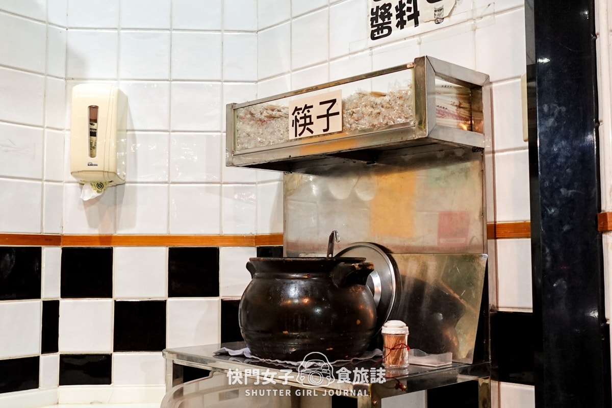 【台北 松山區】陳董藥燉排骨藥燉羊肉 x 饒河夜市必比登推薦 x 濃郁藥膳湯頭配瓜仔肉飯