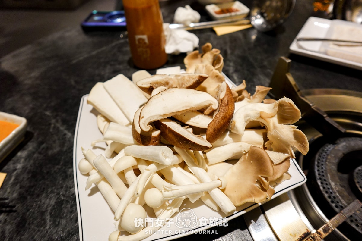 【基隆 仁愛區】福記蔬菜羊肉 x 清甜蔬菜基底羊肉湯 x 必點紅糟肉