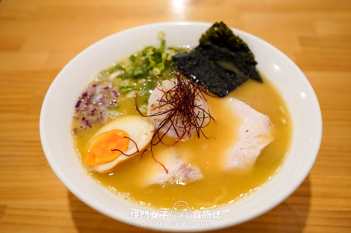 【台北 大安區】裸湯拉麵 雞白湯 x 北海道炙燒生干貝拉麵 x 酥炸唐揚雞 - 第14張圖 【台北 大安區】裸湯拉麵 雞白湯 x 北海道炙燒生干貝拉麵 x 酥炸唐揚雞