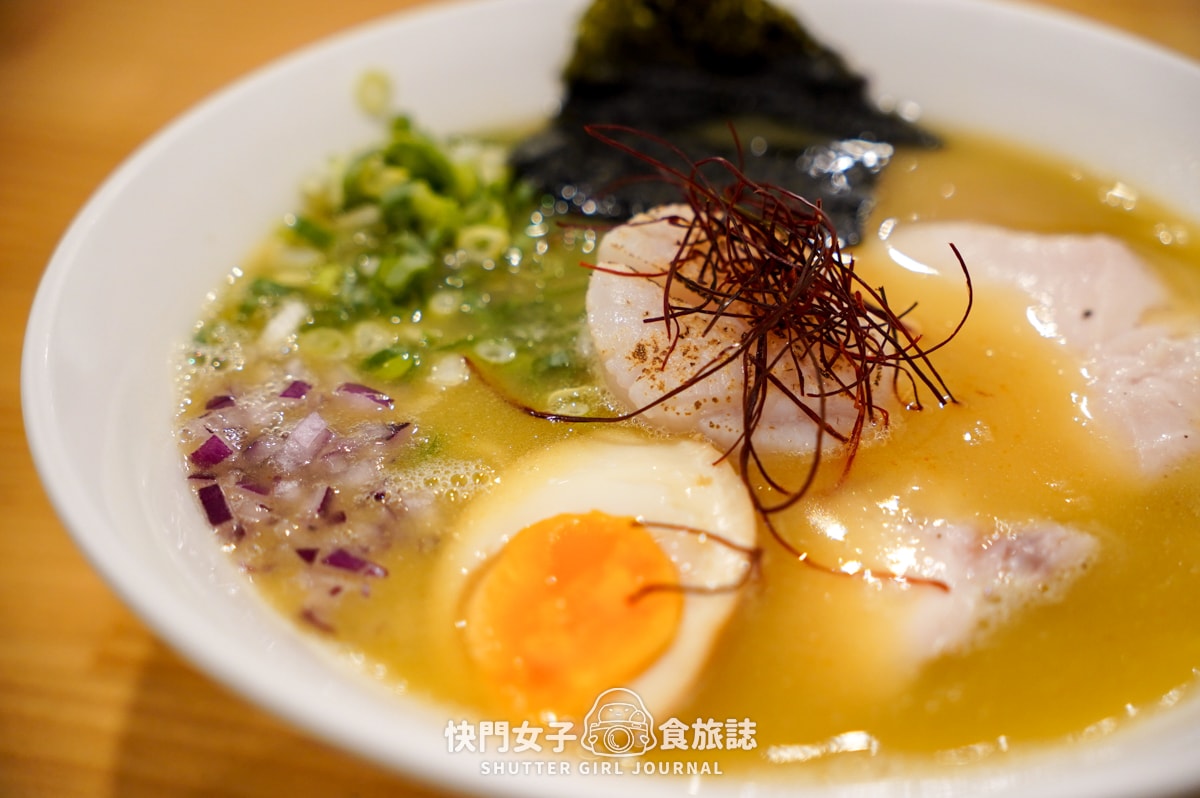 【台北 大安區】裸湯拉麵 雞白湯 x 北海道炙燒生干貝拉麵 x 酥炸唐揚雞 - 第15張圖 【台北 大安區】裸湯拉麵 雞白湯 x 北海道炙燒生干貝拉麵 x 酥炸唐揚雞