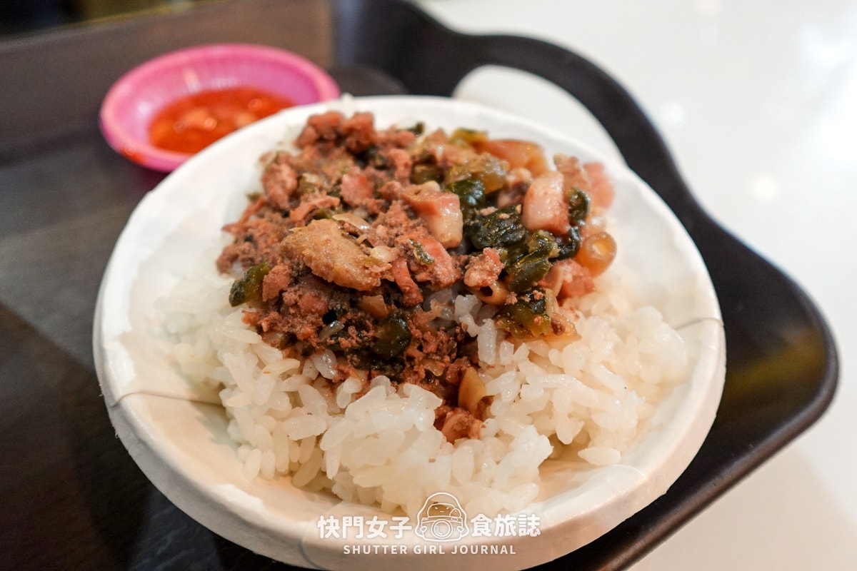 【台北 松山區】陳董藥燉排骨藥燉羊肉 x 饒河夜市必比登推薦 x 濃郁藥膳湯頭配瓜仔肉飯