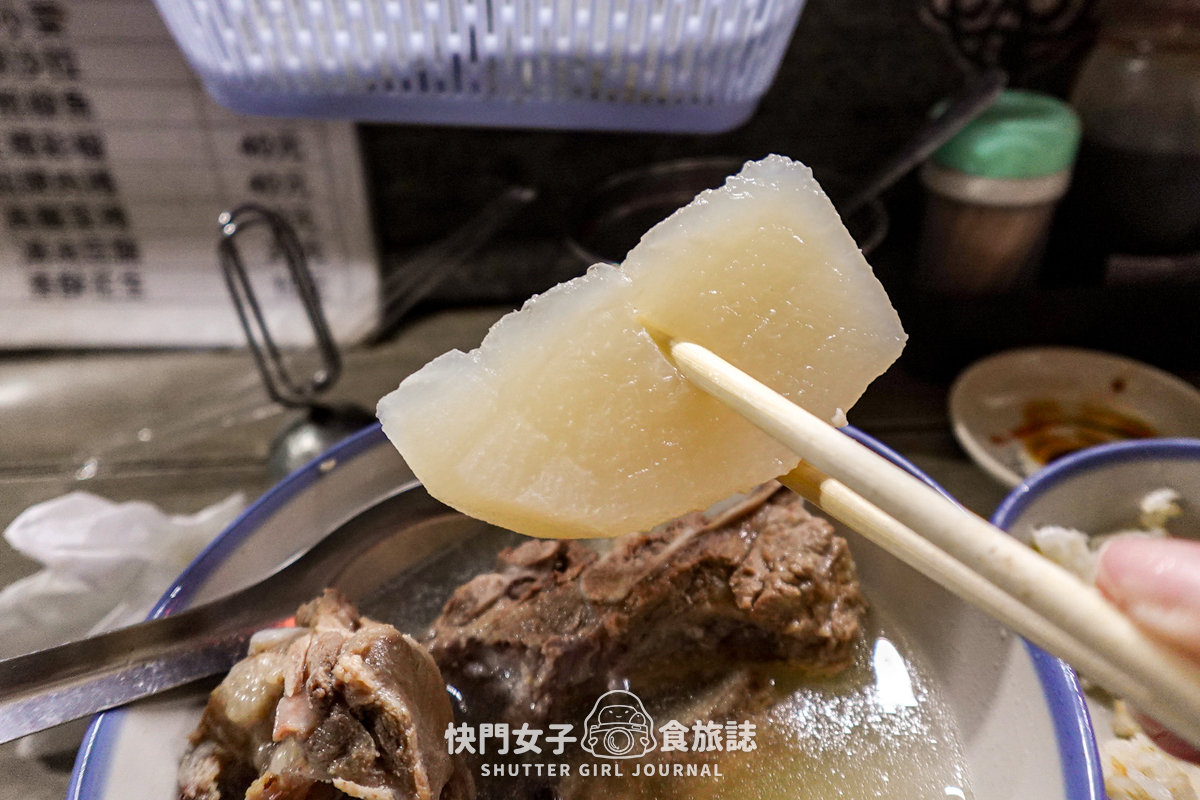 【台北 大同區】灶頂高麗菜飯 x 超大排骨湯 x 延三夜市熱門老店