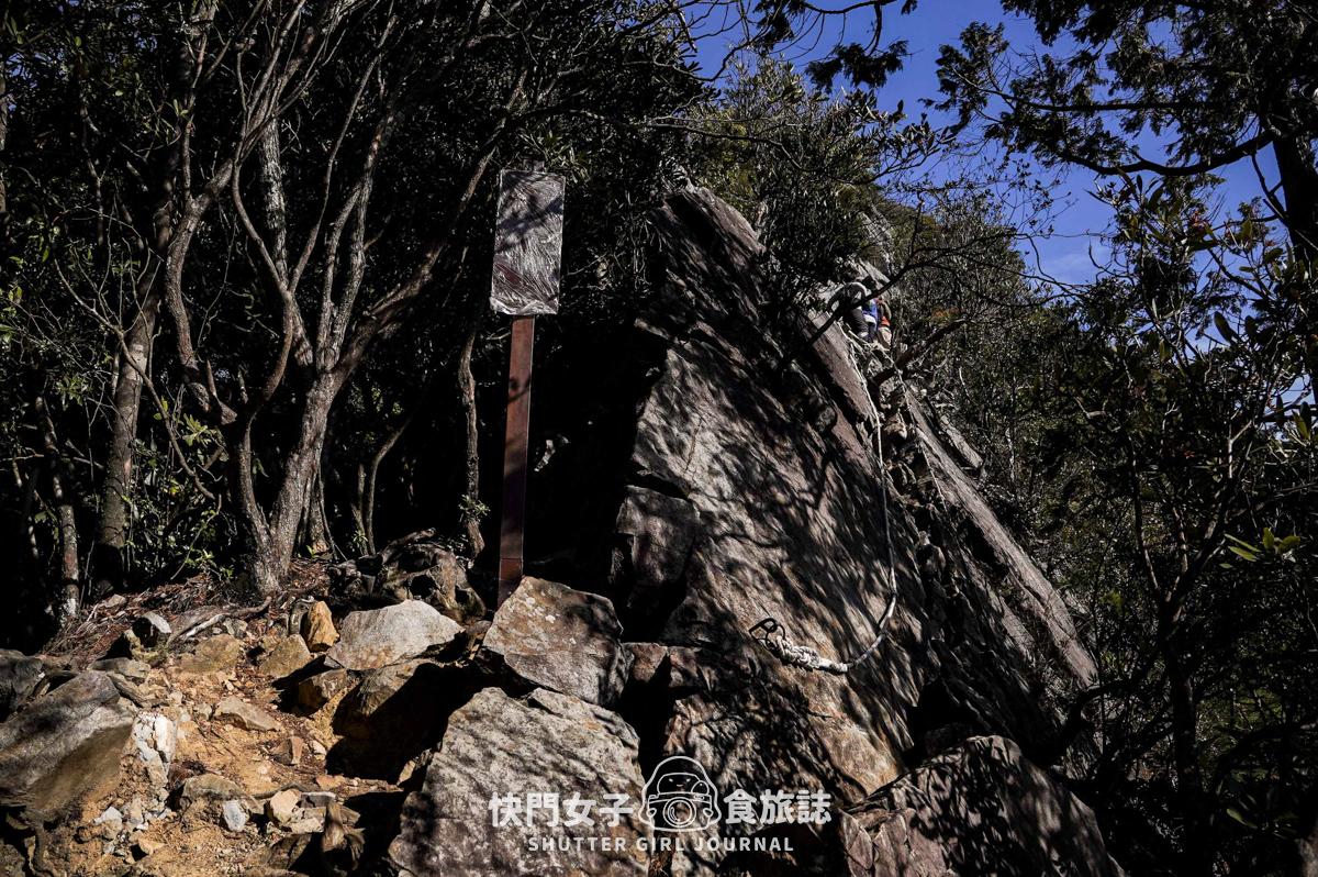 【稍來山】網美鳶嘴山縱走小百岳 x 號稱台灣小阿爾卑斯山 x 懼高挑戰中級山