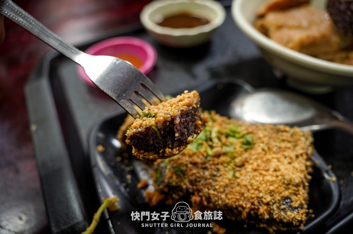 【台北 萬華區】亞東甜不辣 x 萬華60年老店 x 招牌甜不辣軟Q豬血糕