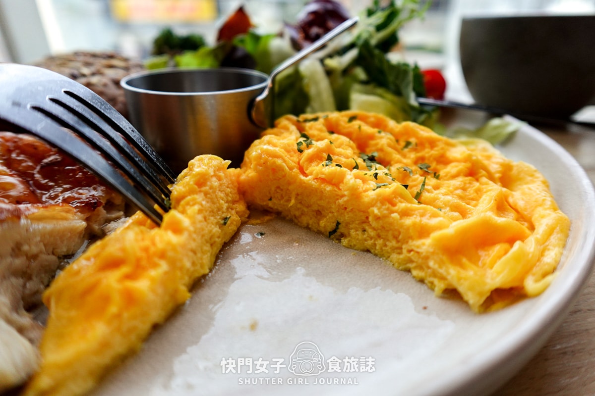 【台北 萬華區】樂野食 x 西門町高CP值早午餐盤 x 肉桂蘋果千層蛋糕