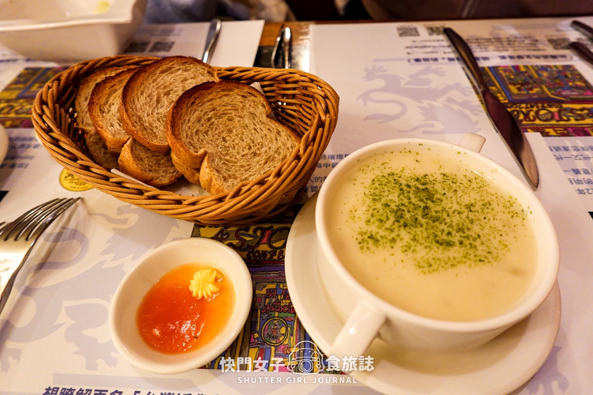 【台北 中正區】明星咖啡館 x 1922年西式經典老餐廳 x 俄羅斯風味餐