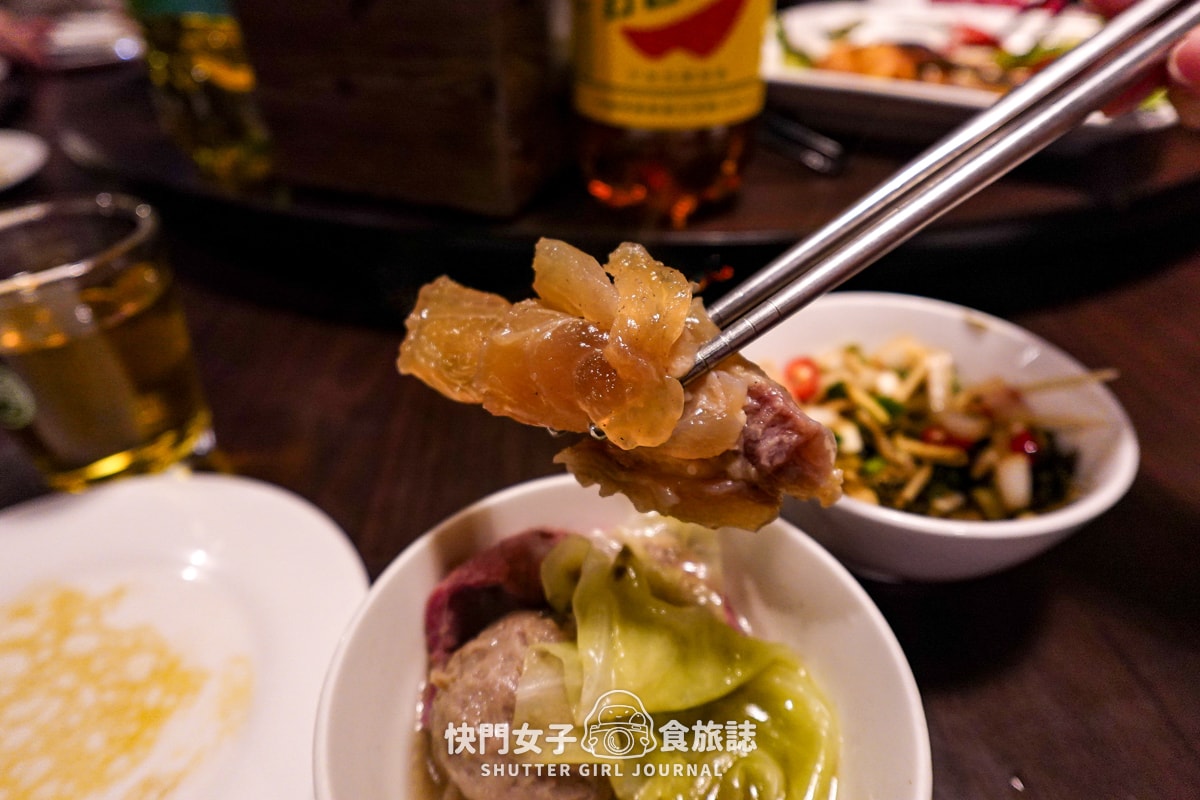 【新北 三重區】南北高鐵牛肉專賣店 x 不在高鐵站的溫體牛火鍋 x 清爽牛肉湯頭 - 第19張圖 【新北 三重區】南北高鐵牛肉專賣店 x 不在高鐵站的溫體牛火鍋 x 清爽牛肉湯頭