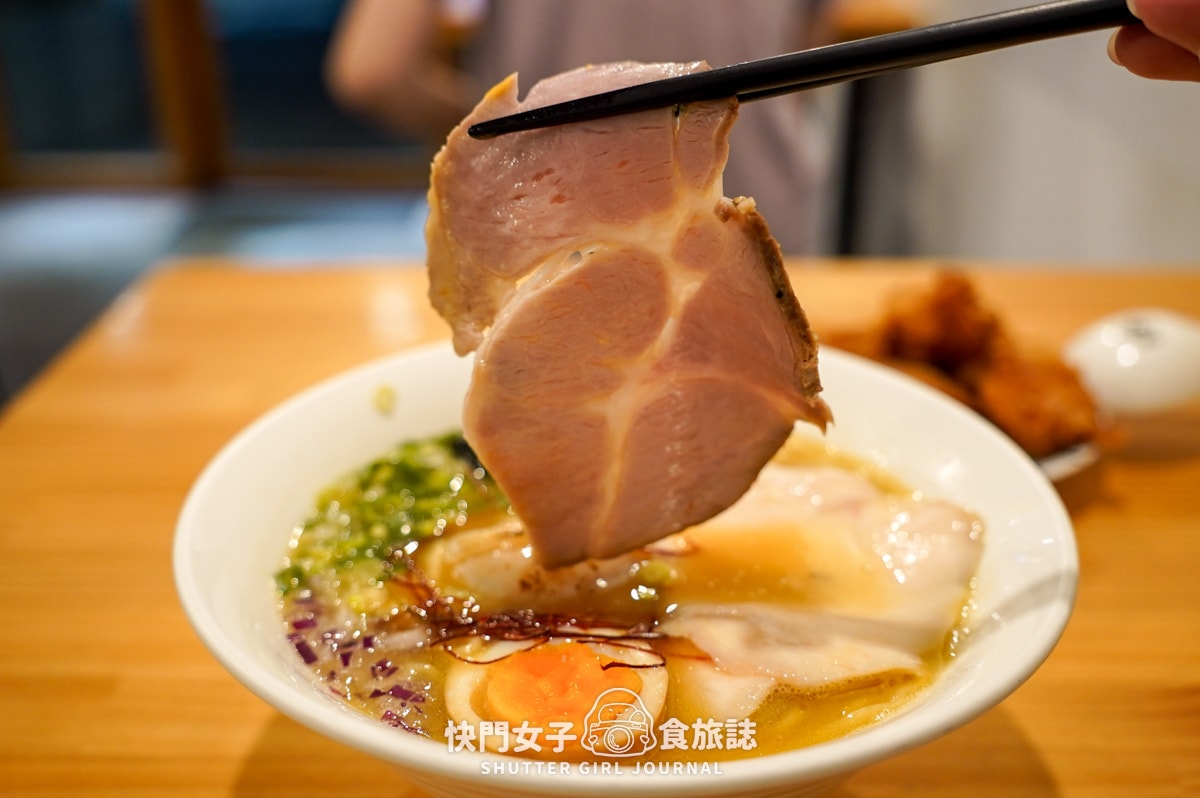 【台北 大安區】裸湯拉麵 雞白湯 x 北海道炙燒生干貝拉麵 x 酥炸唐揚雞 - 第20張圖 【台北 大安區】裸湯拉麵 雞白湯 x 北海道炙燒生干貝拉麵 x 酥炸唐揚雞