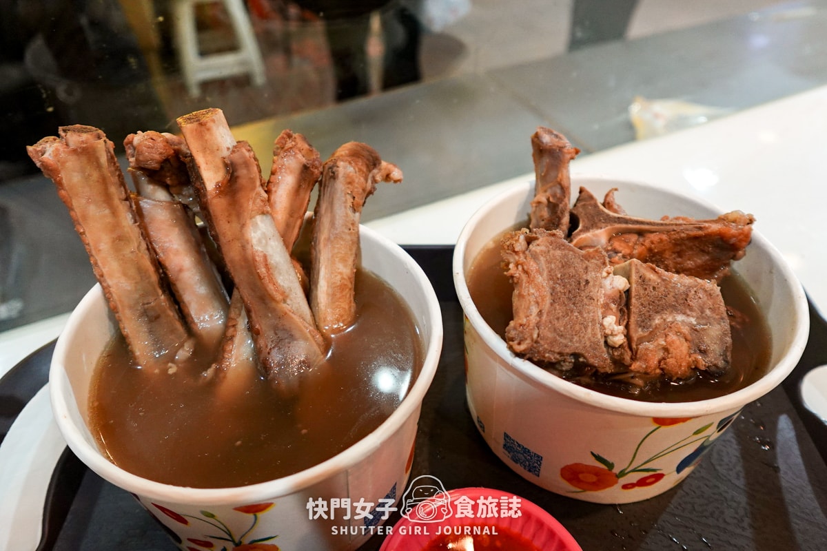 【台北 松山區】陳董藥燉排骨藥燉羊肉 x 饒河夜市必比登推薦 x 濃郁藥膳湯頭配瓜仔肉飯