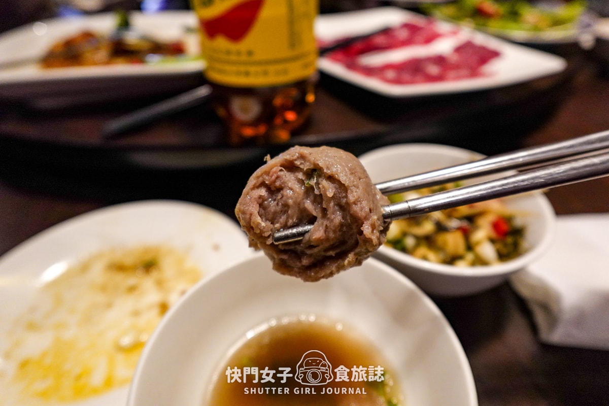 【新北 三重區】南北高鐵牛肉專賣店 x 不在高鐵站的溫體牛火鍋 x 清爽牛肉湯頭 - 第21張圖 【新北 三重區】南北高鐵牛肉專賣店 x 不在高鐵站的溫體牛火鍋 x 清爽牛肉湯頭