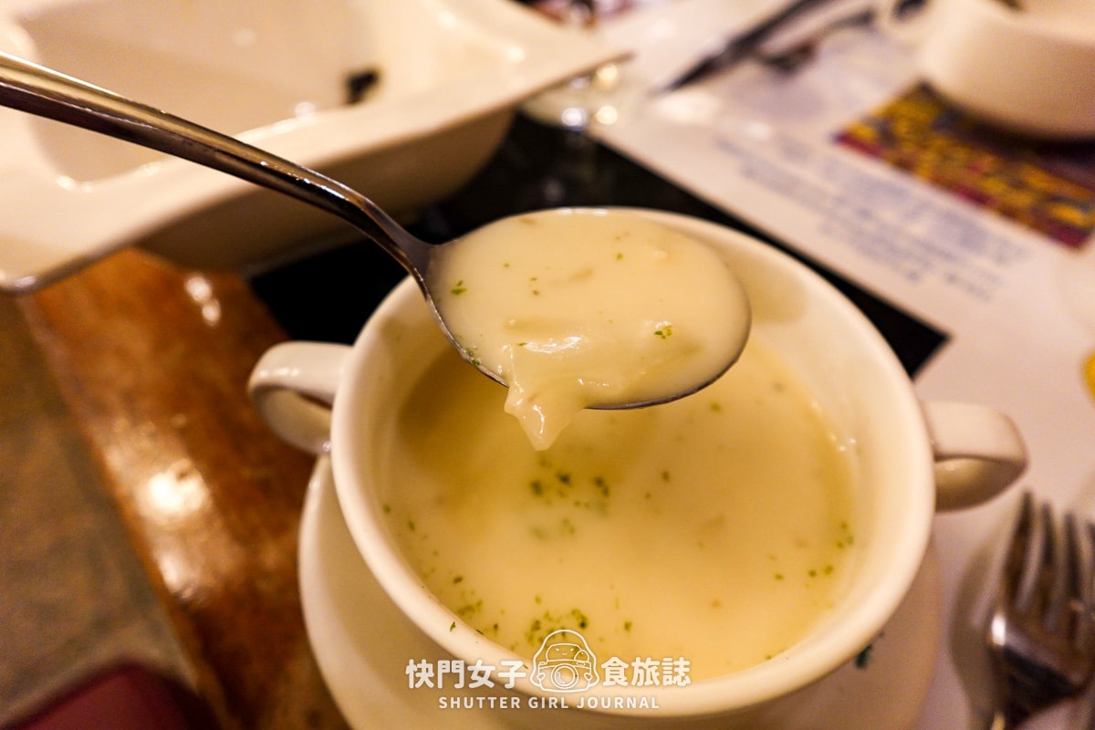 【台北 中正區】明星咖啡館 x 1922年西式經典老餐廳 x 俄羅斯風味餐