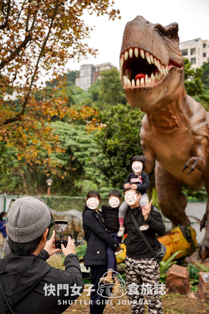 【台北 北投區】關渡侏儸紀公園 x 超巨大恐龍現身台北 x 1500坪有70隻恐龍