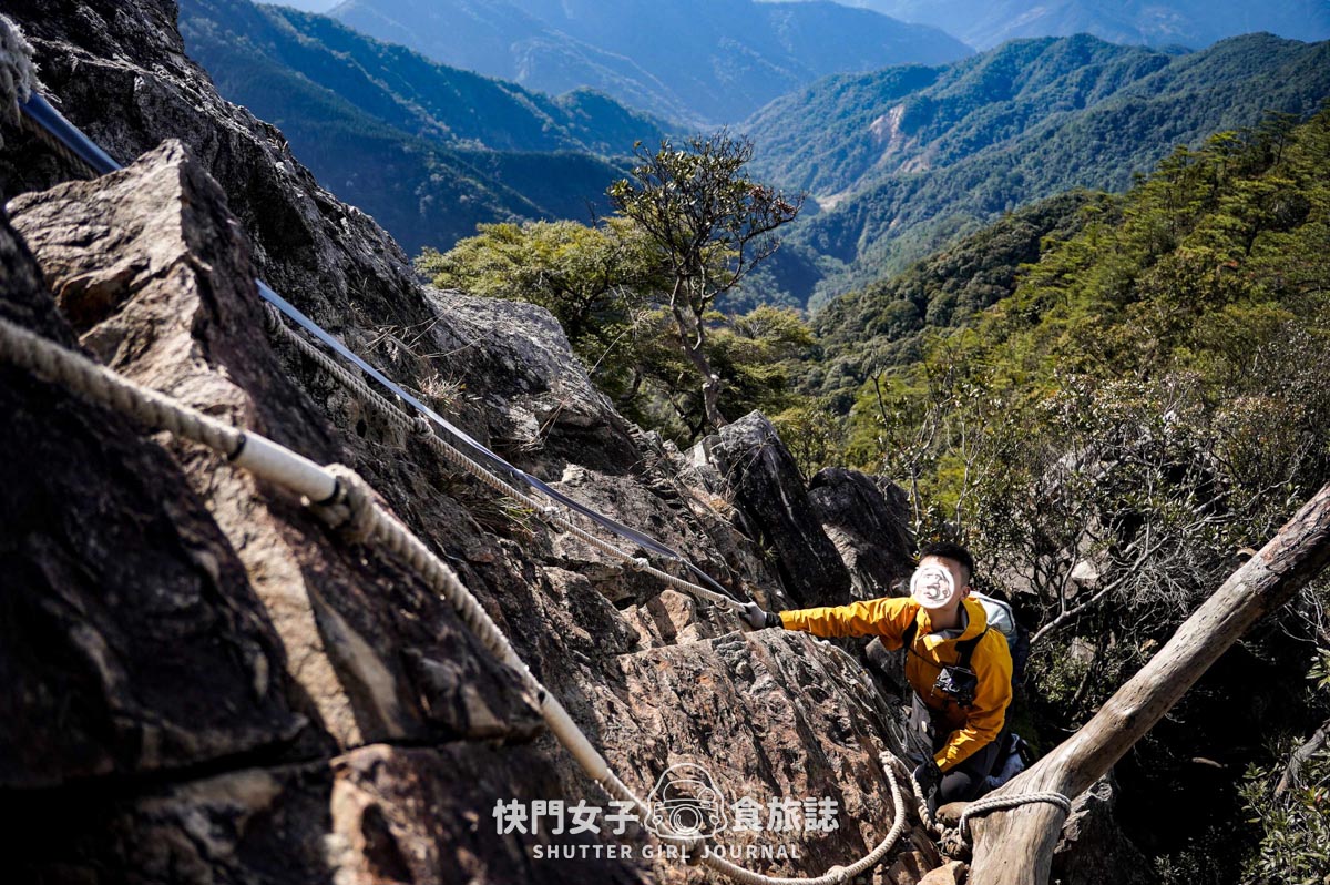 【稍來山】網美鳶嘴山縱走小百岳 x 號稱台灣小阿爾卑斯山 x 懼高挑戰中級山