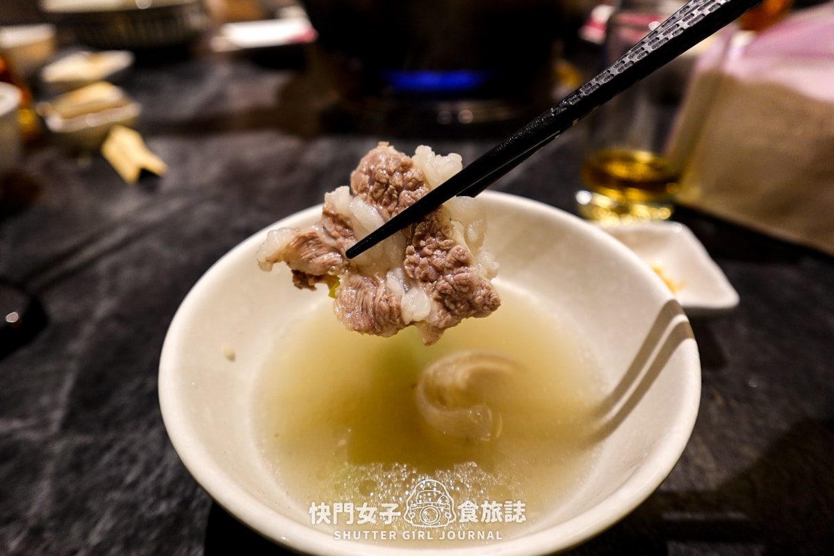 【基隆 仁愛區】福記蔬菜羊肉 x 清甜蔬菜基底羊肉湯 x 必點紅糟肉