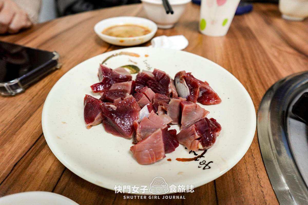 【台北 士林區】侯薑母鴨 x 全酒薑母鴨湯 x 超夠味鴨肉丸 x 社子島人氣薑母鴨店