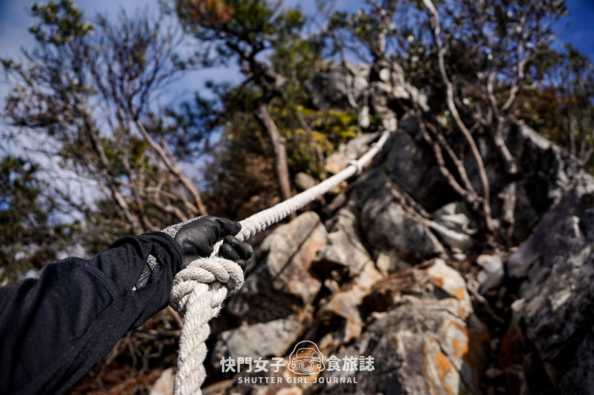 【稍來山】網美鳶嘴山縱走小百岳 x 號稱台灣小阿爾卑斯山 x 懼高挑戰中級山