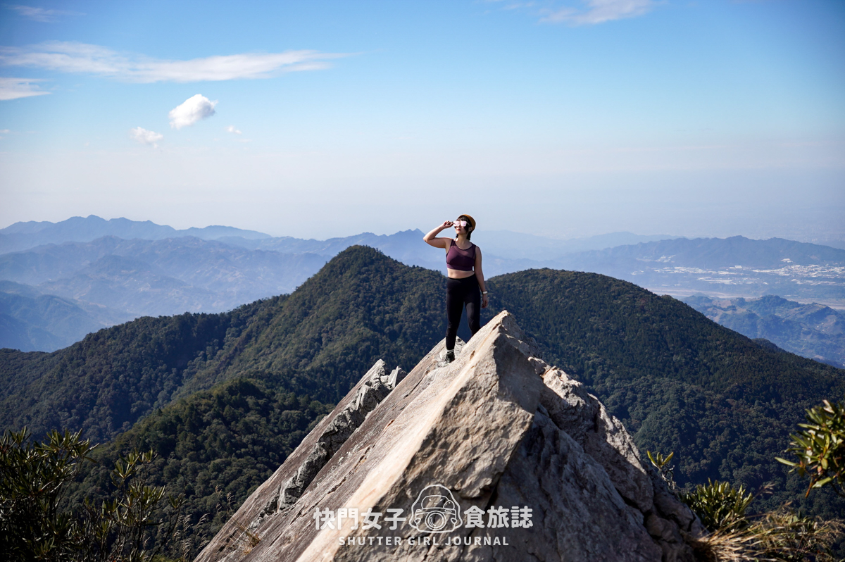 【稍來山】網美鳶嘴山縱走小百岳 x 號稱台灣小阿爾卑斯山 x 懼高挑戰中級山