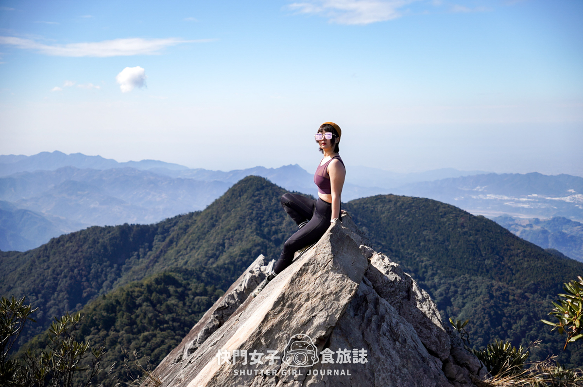 【稍來山】網美鳶嘴山縱走小百岳 x 號稱台灣小阿爾卑斯山 x 懼高挑戰中級山