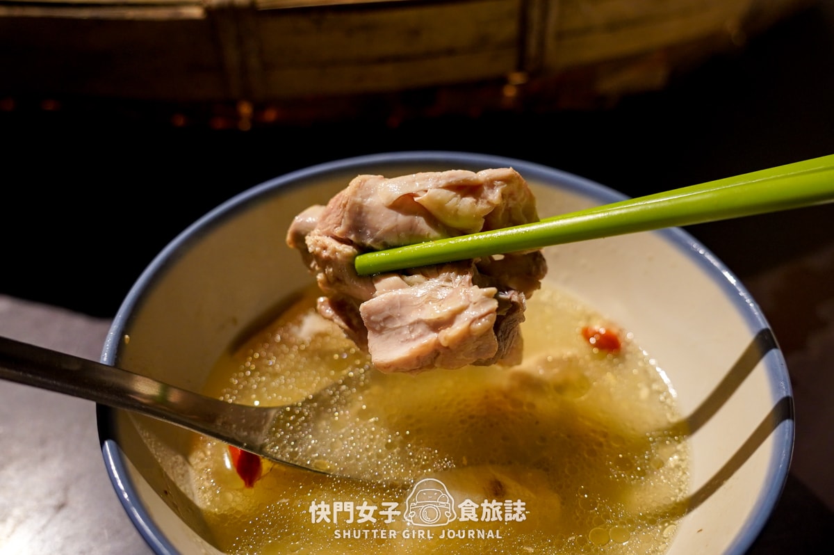 【宜蘭 五結鄉】阿芳鹹粥 x 沒訂位吃不到的宜蘭無菜單農家宴 x 西魯肉 x 金棗糕 - 第48張圖 【宜蘭 五結鄉】阿芳鹹粥 x 沒訂位吃不到的宜蘭無菜單農家宴 x 西魯肉 x 金棗糕