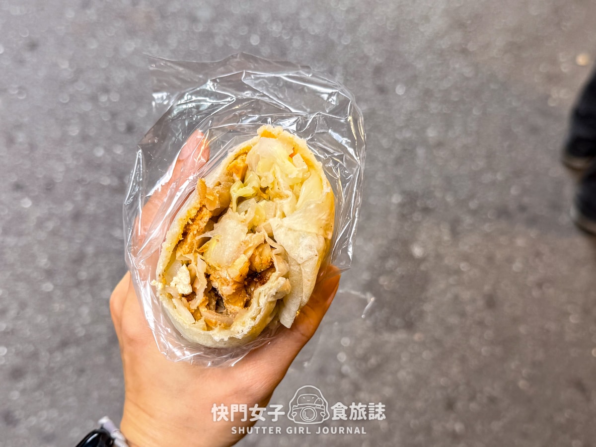 【新北 三重區】三重市場口潤餅捲 x 大同市場核桃素食潤餅捲