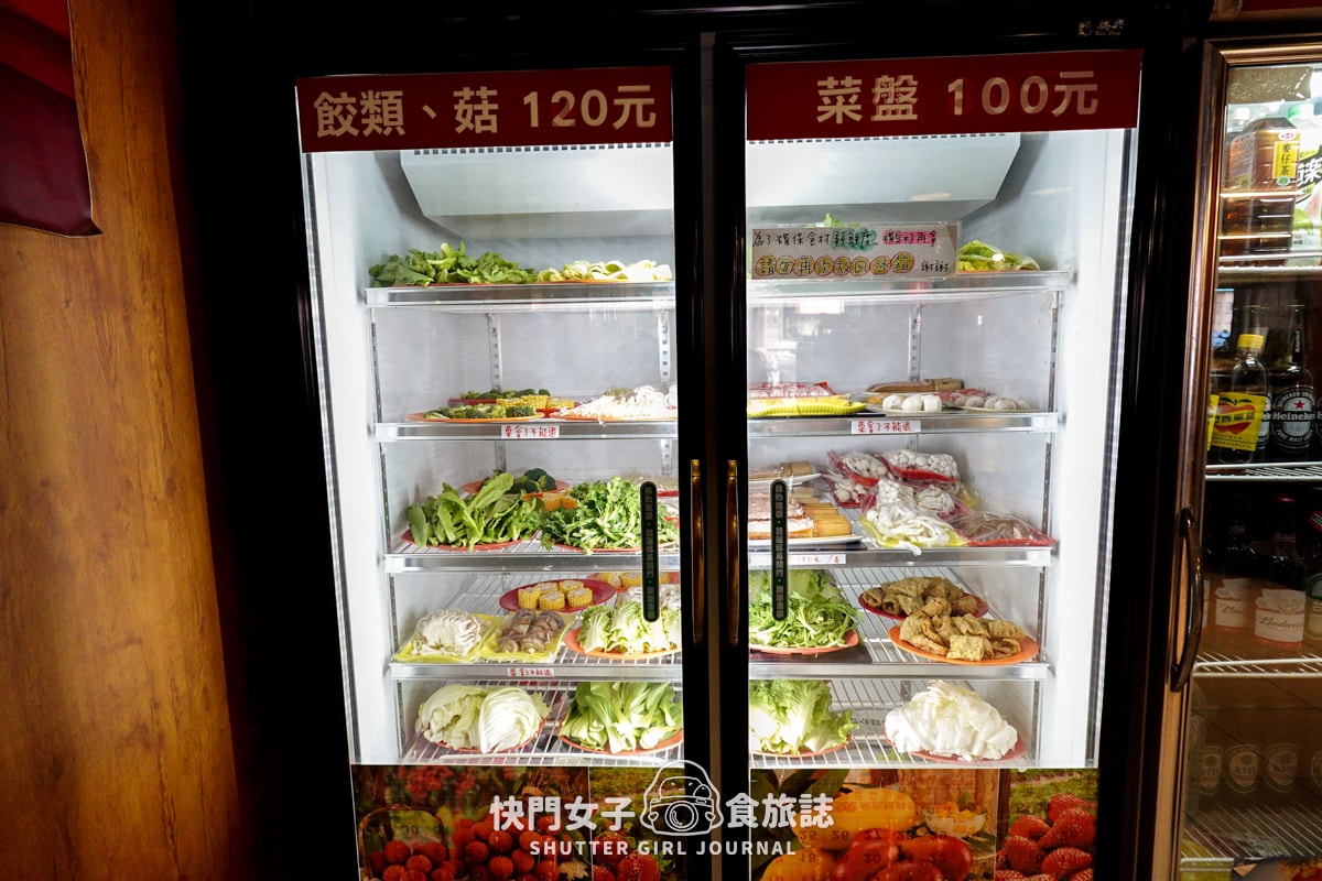【新北 三重區】南北高鐵牛肉專賣店 x 不在高鐵站的溫體牛火鍋 x 清爽牛肉湯頭 - 第10張圖 【新北 三重區】南北高鐵牛肉專賣店 x 不在高鐵站的溫體牛火鍋 x 清爽牛肉湯頭