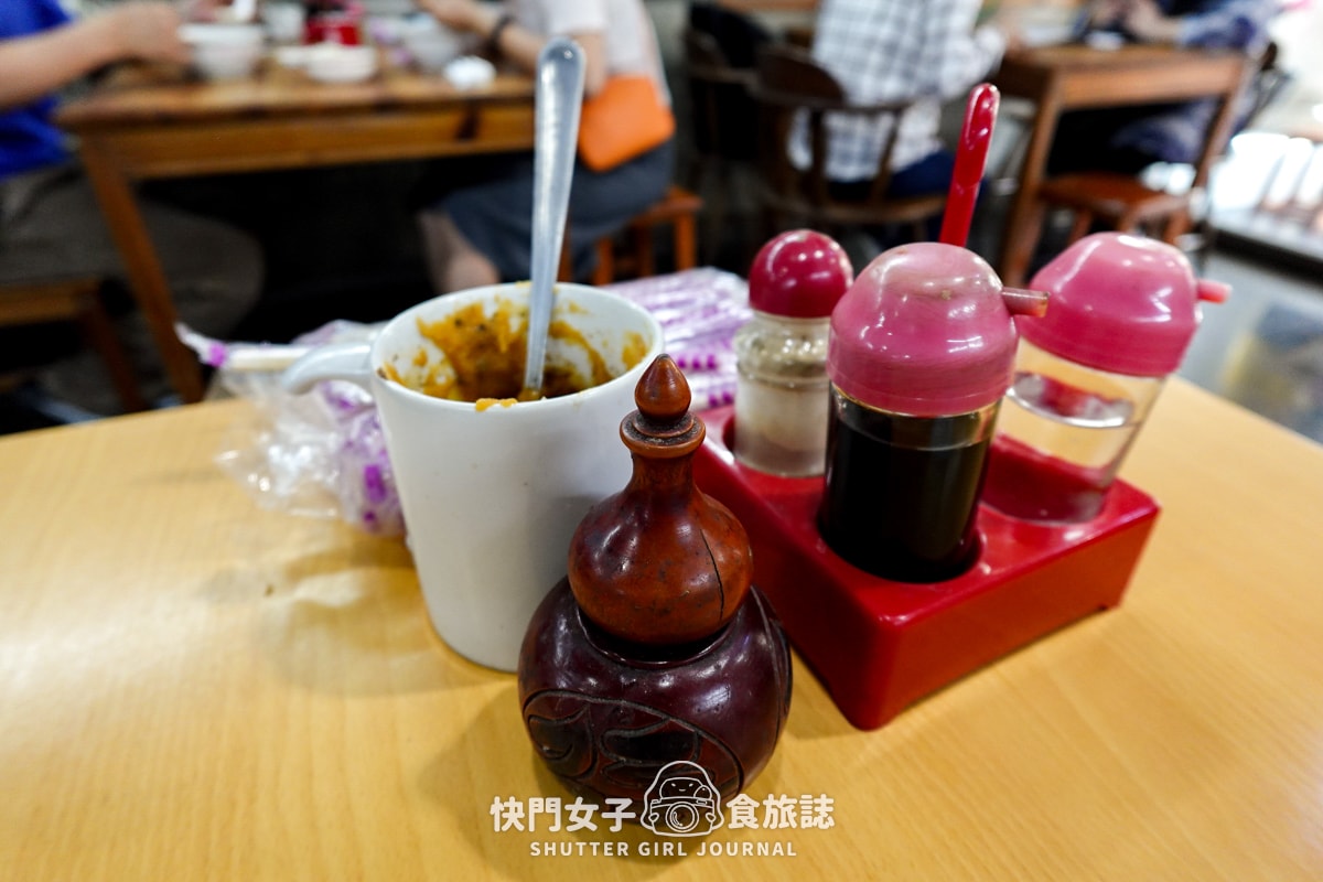 【高雄 鹽埕區】老宋牛肉麵 x 特製五香口味牛油肉湯頭 x 本地上等黃牛肉 - 第13張圖 【高雄 鹽埕區】老宋牛肉麵 x 特製五香口味牛油肉湯頭 x 本地上等黃牛肉