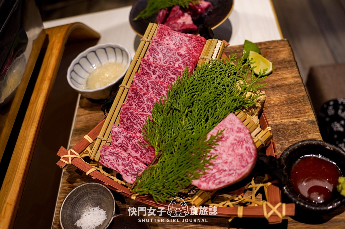 【台中 西區】KoDo和牛燒肉 x 台中專人代烤和牛套餐 x 日本和牛澳洲厚切牛舌 - 第19張圖 【台中 西區】KoDo和牛燒肉 x 台中專人代烤和牛套餐 x 日本和牛澳洲厚切牛舌