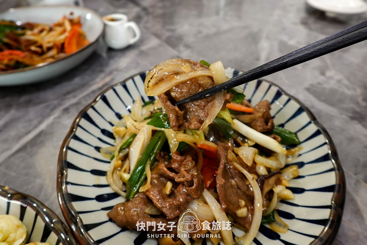 【高雄 苓雅區】三餐暖食 x 米其林指南餐廳 x 精緻小台菜四人套餐 - 第26張圖 【高雄 苓雅區】三餐暖食 x 米其林指南餐廳 x 精緻小台菜四人套餐