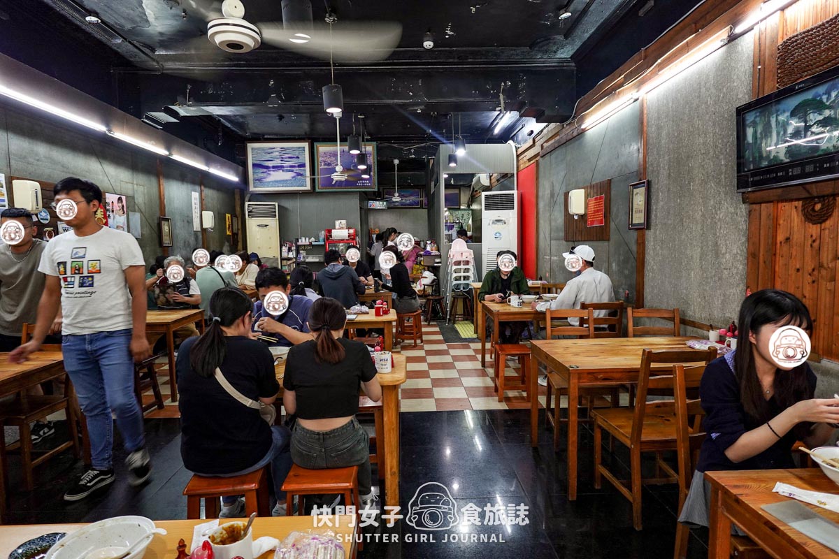 【高雄 鹽埕區】老宋牛肉麵 x 特製五香口味牛油肉湯頭 x 本地上等黃牛肉 - 第3張圖 【高雄 鹽埕區】老宋牛肉麵 x 特製五香口味牛油肉湯頭 x 本地上等黃牛肉