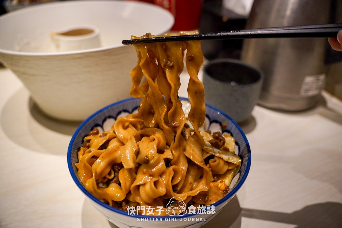 【台中 西區】KoDo和牛燒肉 x 台中專人代烤和牛套餐 x 日本和牛澳洲厚切牛舌 - 第30張圖 【台中 西區】KoDo和牛燒肉 x 台中專人代烤和牛套餐 x 日本和牛澳洲厚切牛舌