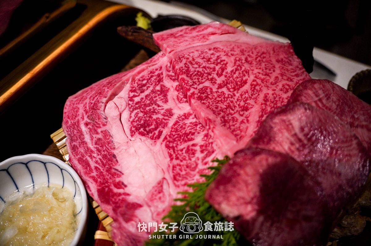 【台中 西區】KoDo和牛燒肉 x 台中專人代烤和牛套餐 x 日本和牛澳洲厚切牛舌 - 第33張圖 【台中 西區】KoDo和牛燒肉 x 台中專人代烤和牛套餐 x 日本和牛澳洲厚切牛舌