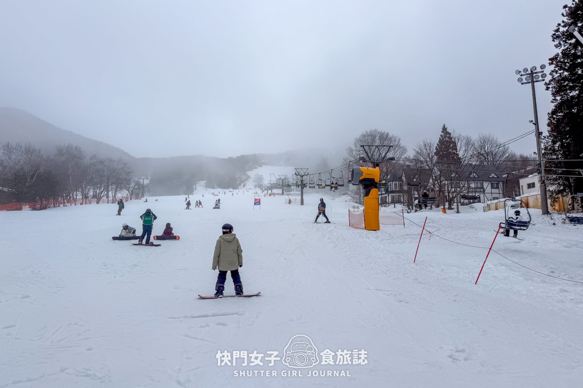 【日本 山形縣】藏王滑雪場體驗夜滑 x 沒有樹冰只有樹枝 x 雪場人氣餐廳三五郎小屋 - 第15張圖 【日本 山形縣】藏王滑雪場體驗夜滑 x 沒有樹冰只有樹枝 x 雪場人氣餐廳三五郎小屋
