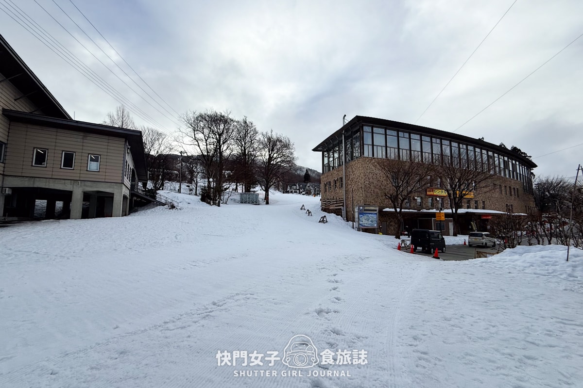 【日本 山形縣】藏王滑雪場體驗夜滑 x 沒有樹冰只有樹枝 x 雪場人氣餐廳三五郎小屋 - 第2張圖 【日本 山形縣】藏王滑雪場體驗夜滑 x 沒有樹冰只有樹枝 x 雪場人氣餐廳三五郎小屋