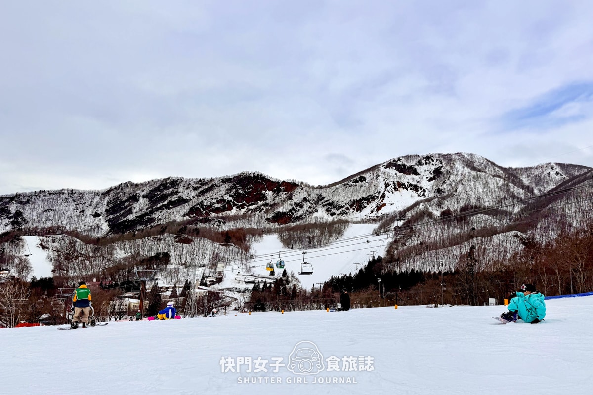 【日本 山形縣】藏王滑雪場體驗夜滑 x 沒有樹冰只有樹枝 x 雪場人氣餐廳三五郎小屋 - 第23張圖 【日本 山形縣】藏王滑雪場體驗夜滑 x 沒有樹冰只有樹枝 x 雪場人氣餐廳三五郎小屋