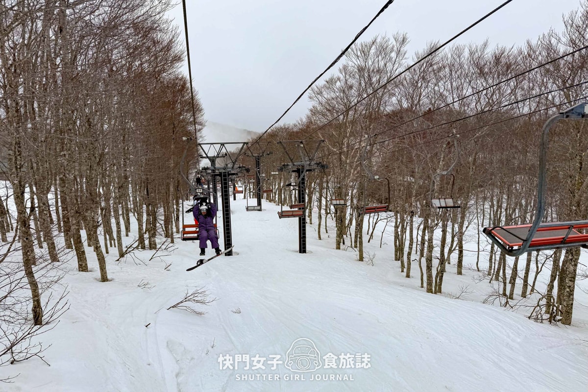 【日本 山形縣】藏王滑雪場體驗夜滑 x 沒有樹冰只有樹枝 x 雪場人氣餐廳三五郎小屋 - 第25張圖 【日本 山形縣】藏王滑雪場體驗夜滑 x 沒有樹冰只有樹枝 x 雪場人氣餐廳三五郎小屋
