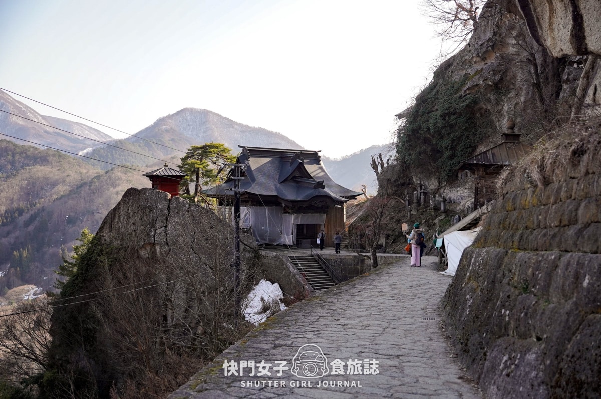 【日本 山形縣】宝珠山立石寺 x 走上千階階梯欣賞百年古蹟山寺 x 俯視立谷川美景 - 第29張圖 【日本 山形縣】宝珠山立石寺 x 走上千階階梯欣賞百年古蹟山寺 x 俯視立谷川美景