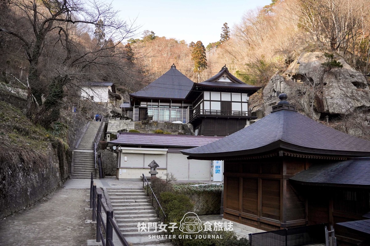 【日本 山形縣】宝珠山立石寺 x 走上千階階梯欣賞百年古蹟山寺 x 俯視立谷川美景 - 第40張圖 【日本 山形縣】宝珠山立石寺 x 走上千階階梯欣賞百年古蹟山寺 x 俯視立谷川美景