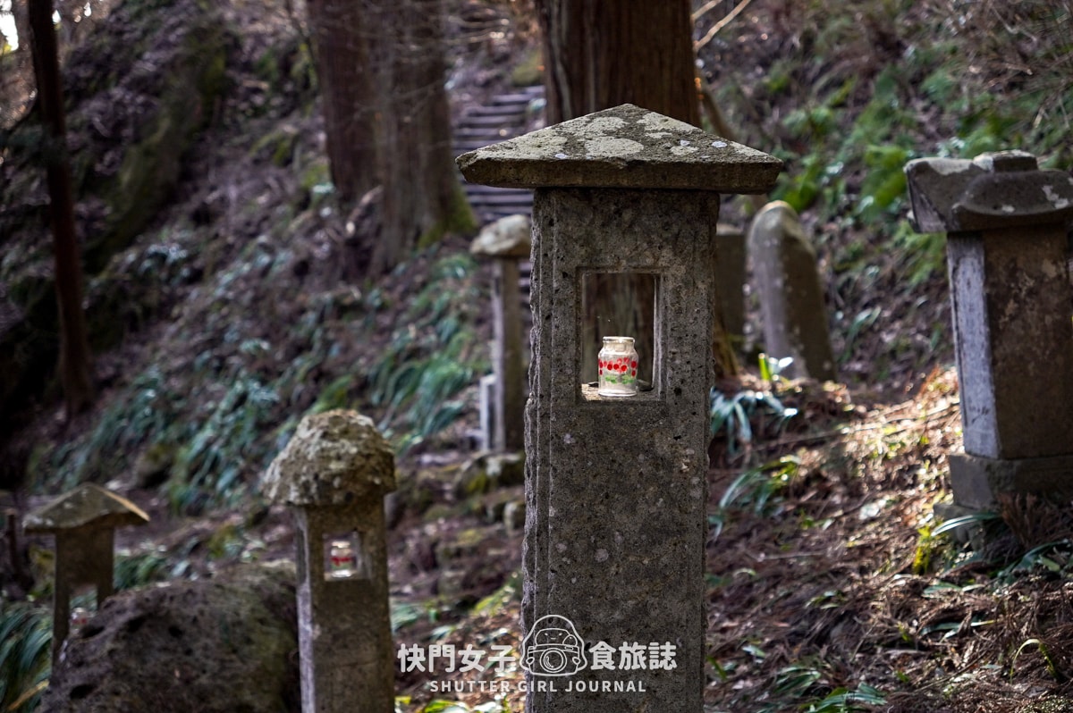 【日本 山形縣】宝珠山立石寺 x 走上千階階梯欣賞百年古蹟山寺 x 俯視立谷川美景 - 第50張圖 【日本 山形縣】宝珠山立石寺 x 走上千階階梯欣賞百年古蹟山寺 x 俯視立谷川美景