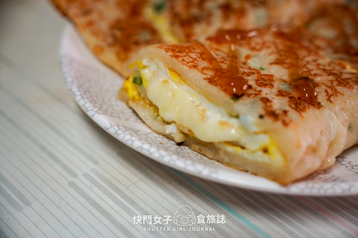 【台南 東區】阿公阿婆蛋餅 x 台南超大份蛋餅厚軟蛋餅 x 牽絲起司大蛋餅