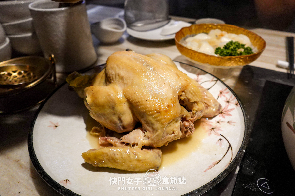 【台北大安區】如嬌花膠雞鍋物 x 沒有預定就吃不到的黃金花膠雞湯鍋 x 台北頂級雞湯 - 第12張圖 【台北大安區】如嬌花膠雞鍋物 x 沒有預定就吃不到的黃金花膠雞湯鍋 x 台北頂級雞湯