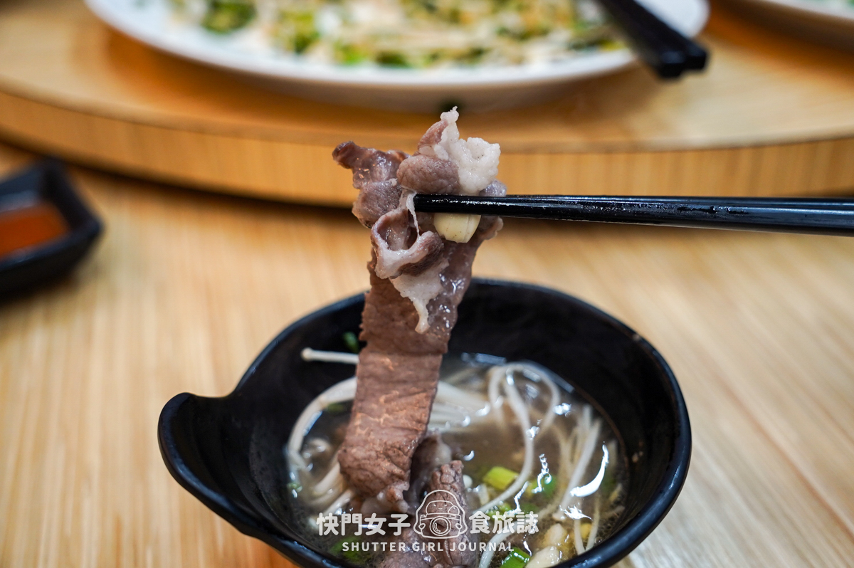 【彰化 溪湖鎮】阿秀羊肉爐 x 中藥羊肉湯頭 x 軟嫩羊三層肉 x 巨大羊龍骨 - 第13張圖 【彰化 溪湖鎮】阿秀羊肉爐 x 中藥羊肉湯頭 x 軟嫩羊三層肉 x 巨大羊龍骨