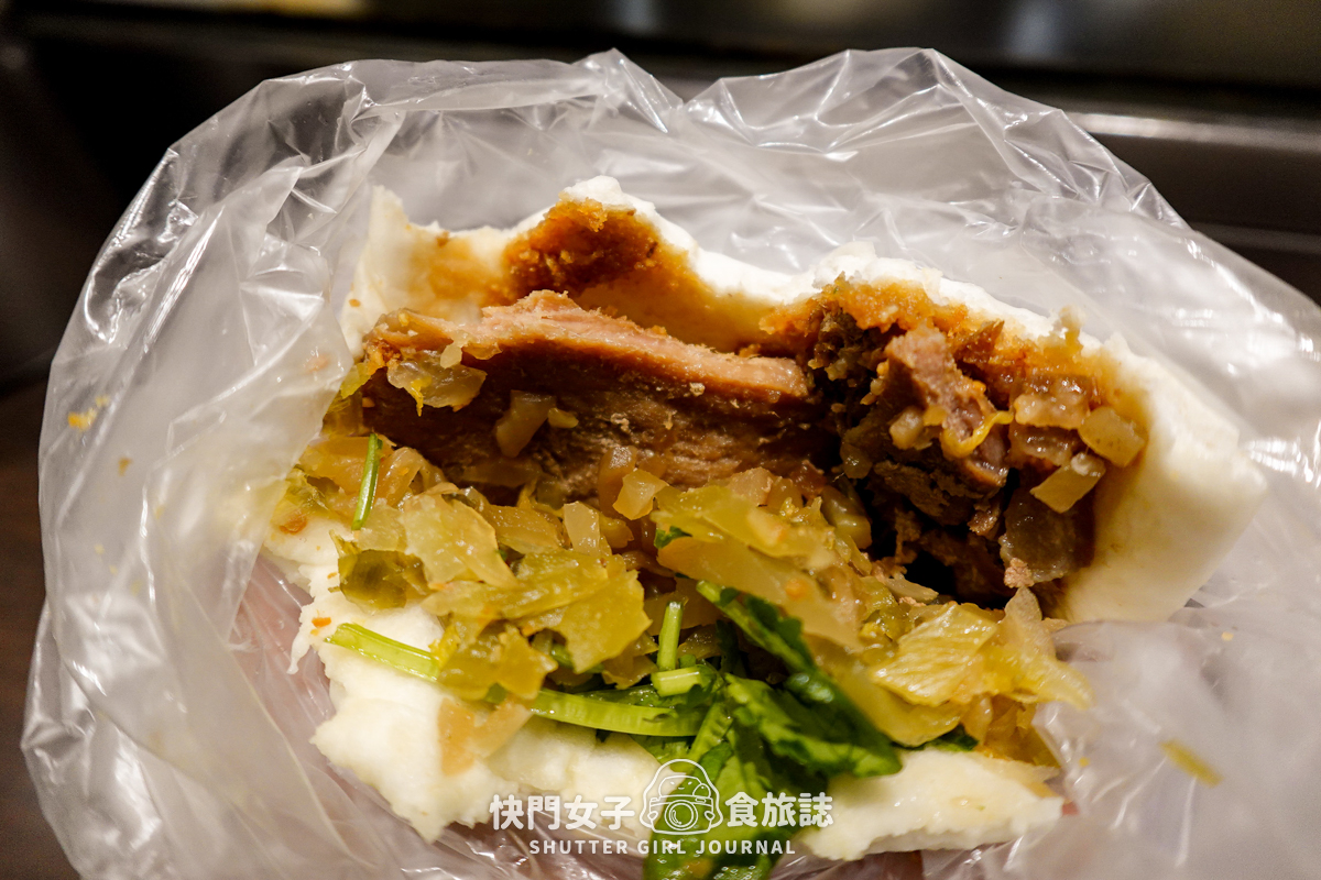 【台北 松山區】老翁家四神湯 x 知名排隊刈包店豬腳飯 x Q彈豬肚湯
