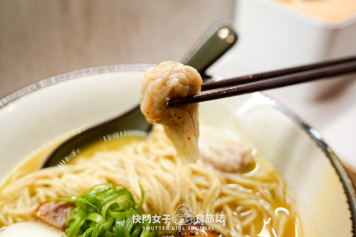 【台北 中山區】茶悟拉麵 x 以茶入湯特色拉麵 x 春雪伯爵泡系雞白湯 x 燻岩焙茶雞白湯 - 第17張圖 【台北 中山區】茶悟拉麵 x 以茶入湯特色拉麵 x 春雪伯爵泡系雞白湯 x 燻岩焙茶雞白湯