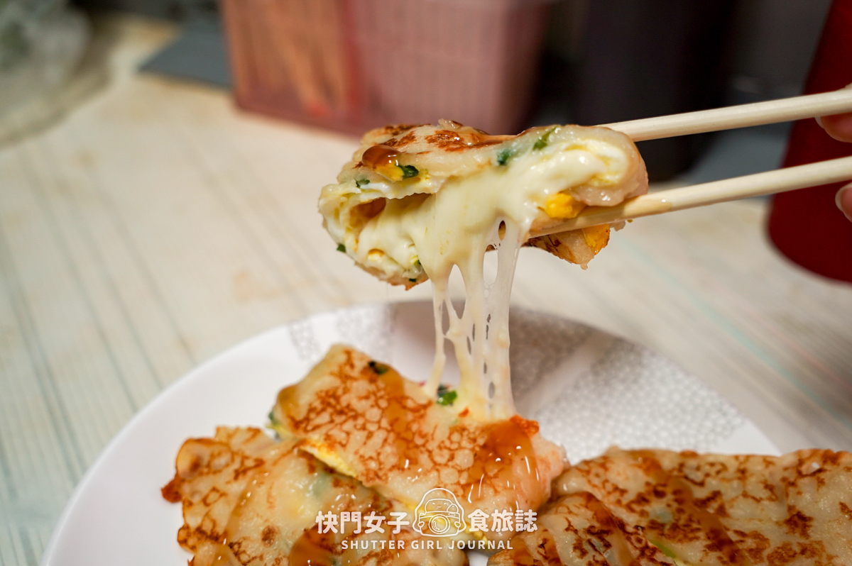 【台南 東區】阿公阿婆蛋餅 x 台南超大份蛋餅厚軟蛋餅 x 牽絲起司大蛋餅