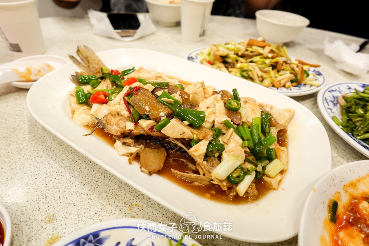 【台北 大安區】忠南飯館 x 便宜台菜 x 梅乾扣肉 x 鯉魚湯 - 第17張圖 【台北 大安區】忠南飯館 x 便宜台菜 x 梅乾扣肉 x 鯉魚湯