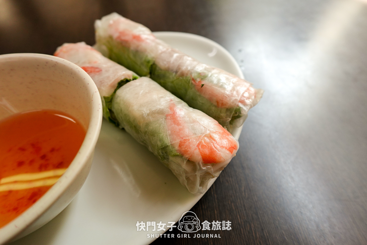 【台北 松山區】鴻圓越式河粉 x 綜合牛肉河粉 x 乾拌蝦仁豬肉米線