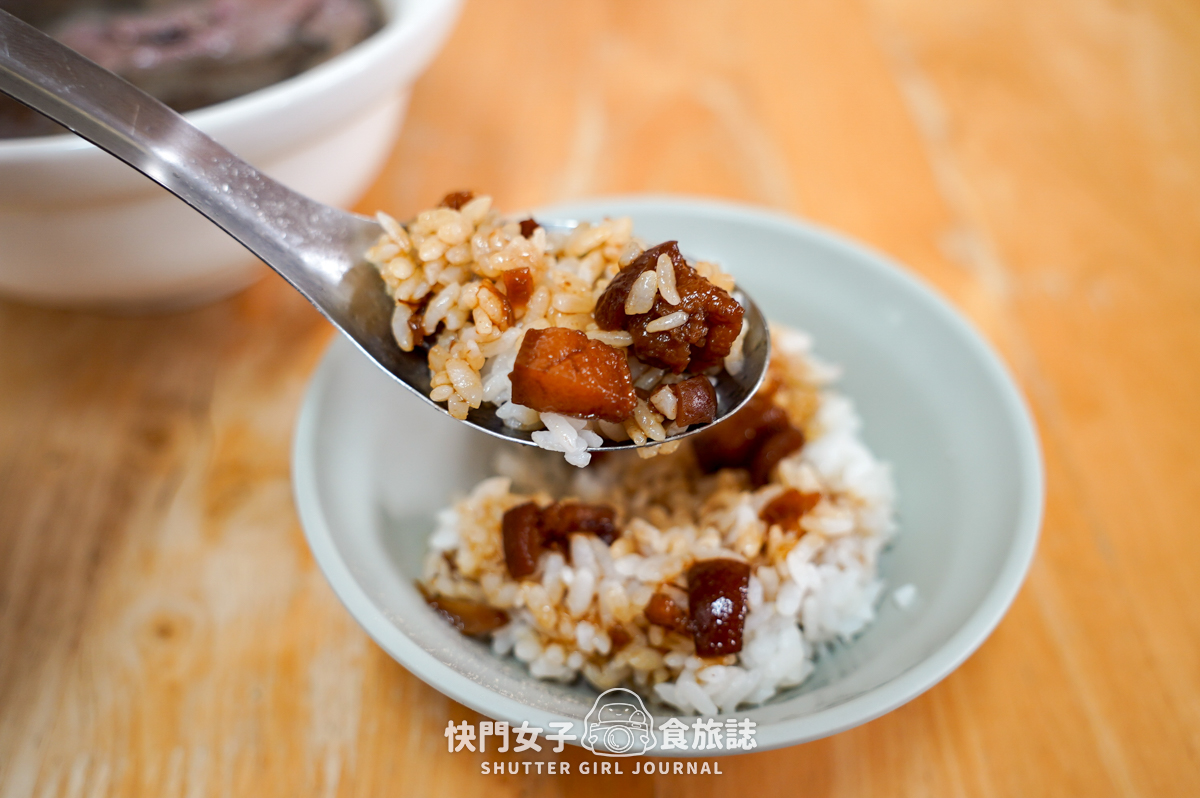 【台南 北區】西羅殿牛肉湯 x 台南人氣牛肉湯 x 現炒芥蘭牛肉